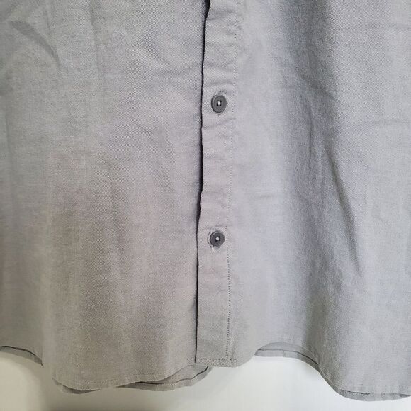 Lululemon Mens On Time Button Up Chest Pocket Shirt size L Gray Travel Office - Picture 2 of 10